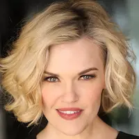 Кэри Уолгрен Кэри Уолгрен